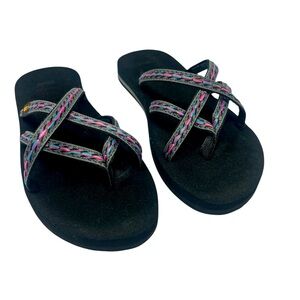 Teva Women’s Olowaho Sandal 9